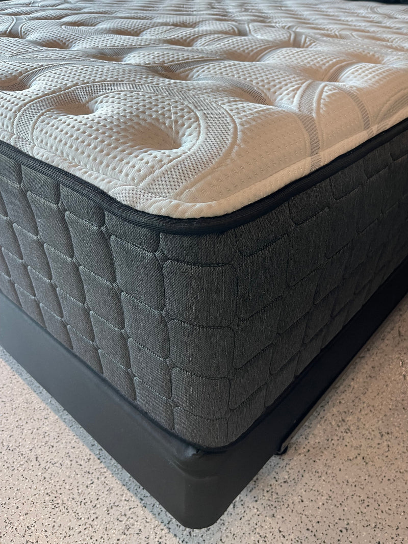 Luxury Firm cooling gel foam mattress